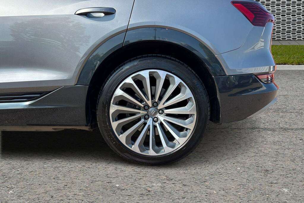 Audi E-tron Automatic  #10