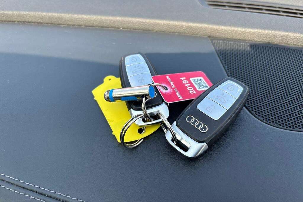 Audi E-tron Automatic  #25