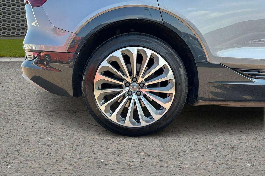 Audi E-tron Automatic  #11