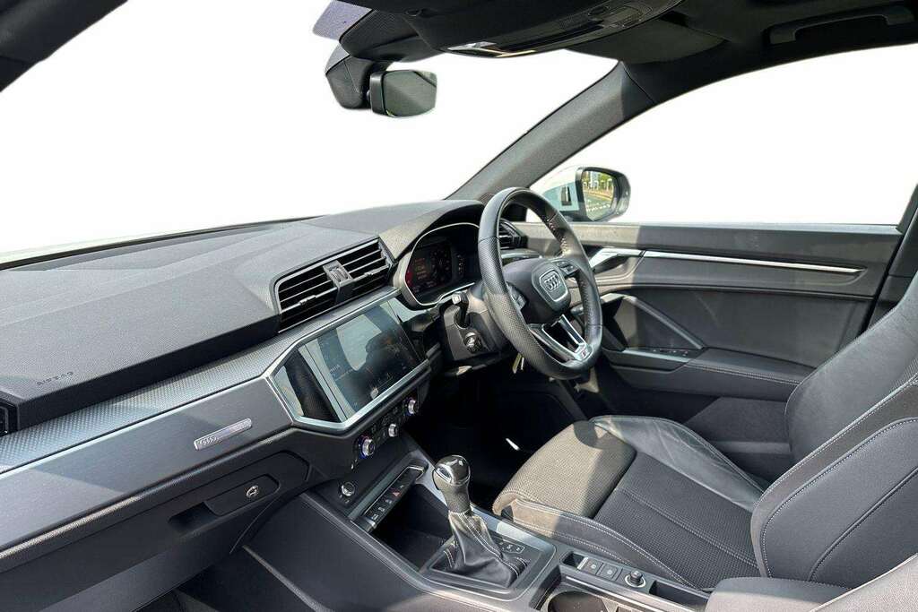 Audi Q3 35 Tdi S Line S Tronic 2019 PA19BKE White #2