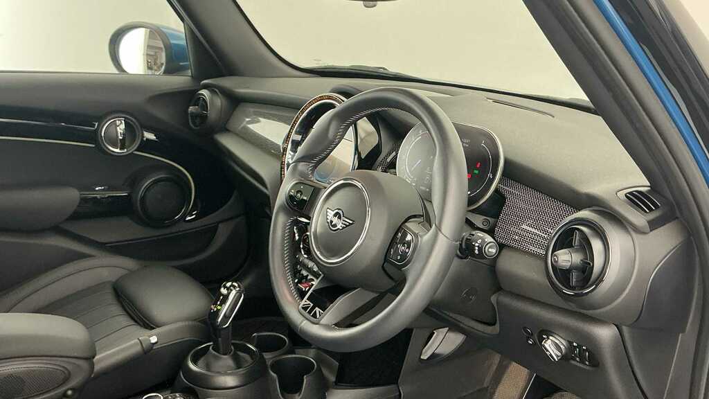 Mini Hatch Cooper Exclusive Lci II 2023 YR73LLF Blue #6