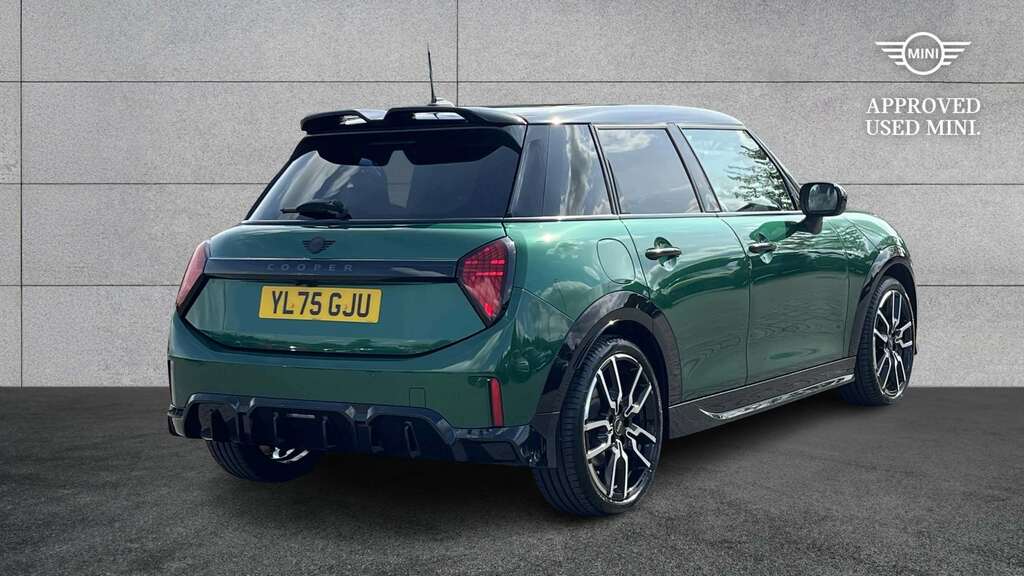 Mini Hatch 1.5 C Sport 2026 YL75GJU Green #5