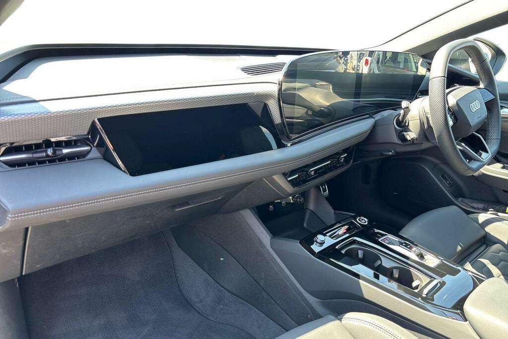 Audi A6 210Kw 83Kwh S Line 2026 Grey #2