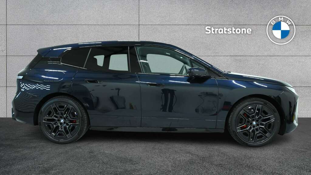 BMW iX 300Kw Xdrive45 M Sport 101Kwh 2026 Black #3