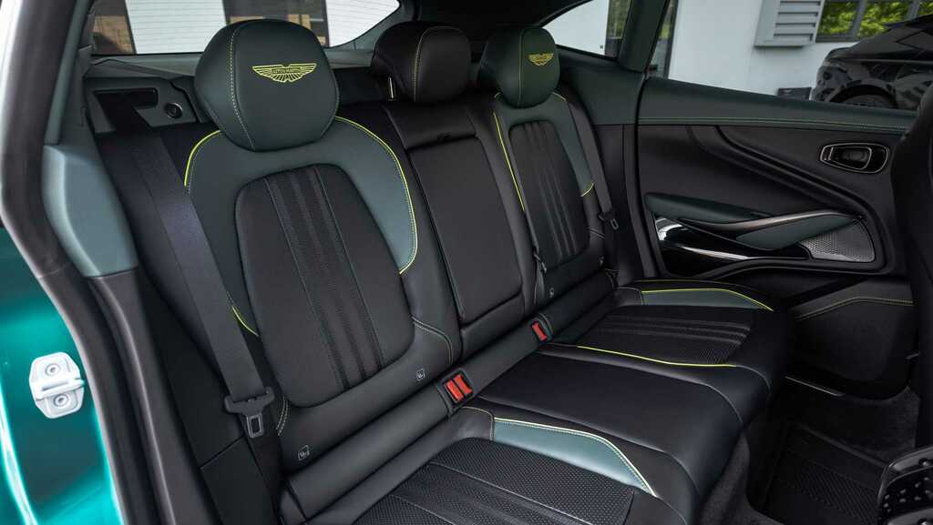 Aston Martin DBX 26My Silver #32