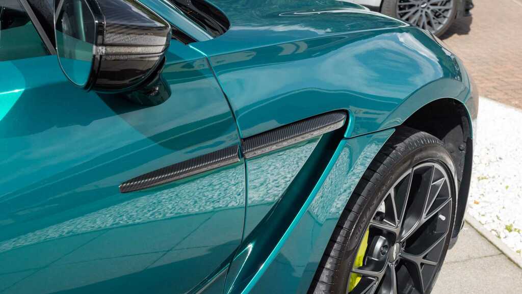 Aston Martin DBX 26My Silver #9