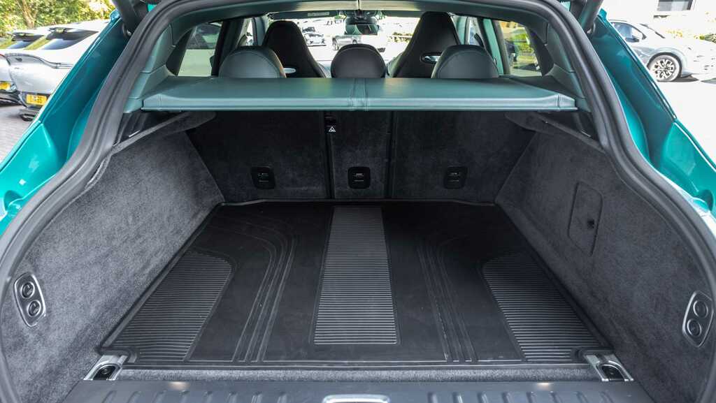 Aston Martin DBX 26My Silver #41
