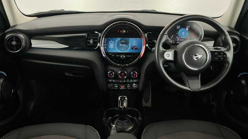 Mini Hatch 1.5 Cooper Classic II 2024 Silver #4