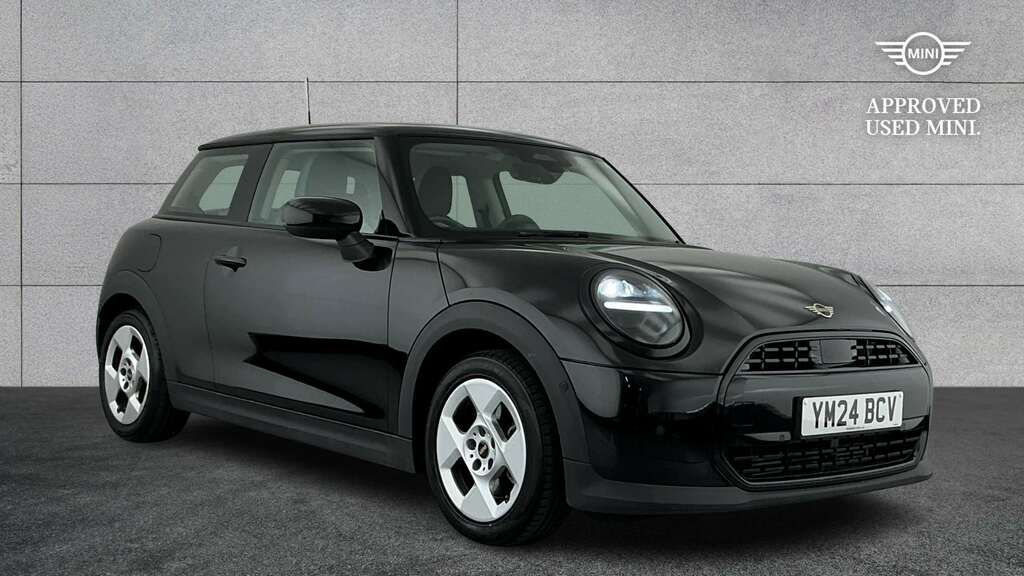 Mini Hatch 1.5 C Classic 2024 YM24BCV Black