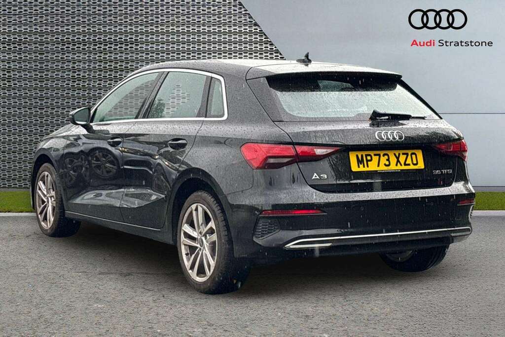 Audi A3 35 Tfsi Sport 2023 MP73XZO Black #3