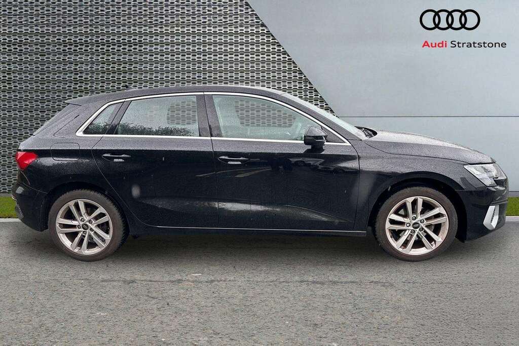 Audi A3 35 Tfsi Sport 2023 MP73XZO Black #4