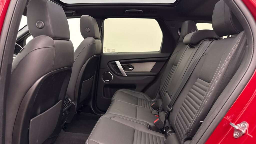 Land Rover Discovery Sport 2.0 D200 Dynamic Hse 7 Seat 2025 Red #4