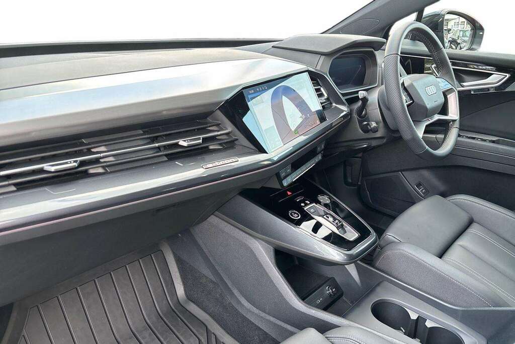 Audi Q4 E Tron 210Kw 45 82Kwh S Line Leather 2026 Black #2
