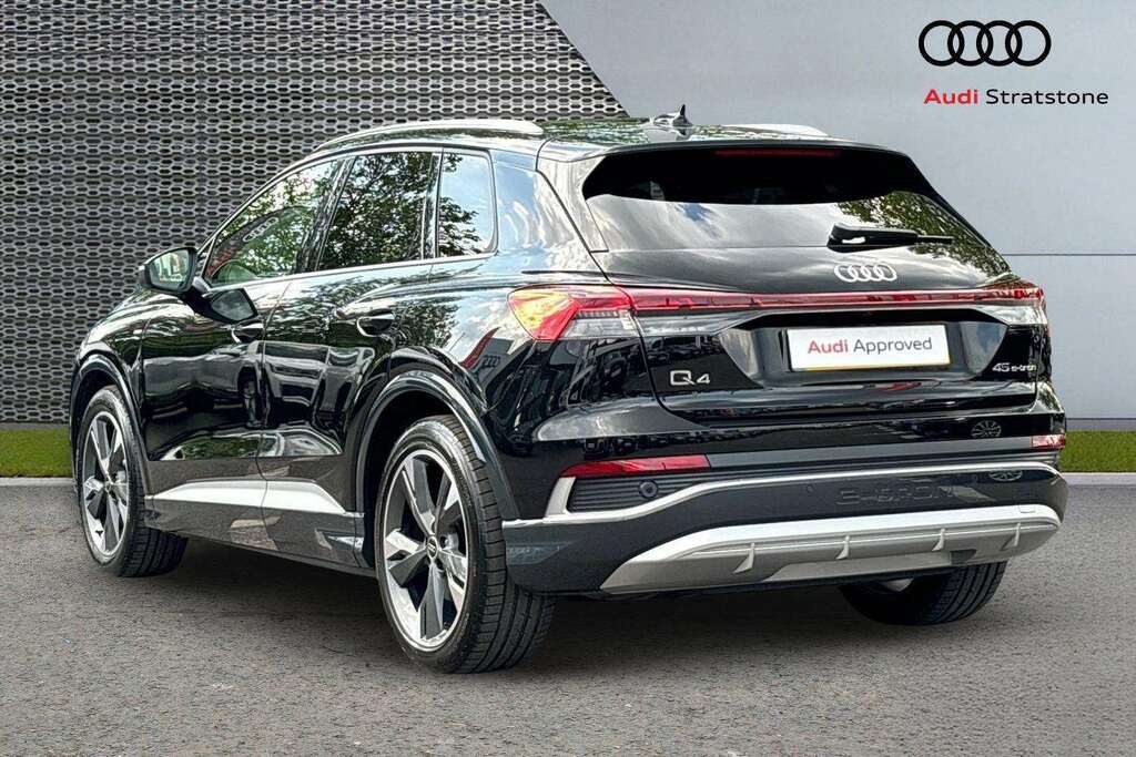 Audi Q4 E Tron 210Kw 45 82Kwh S Line Leather 2026 Black #3