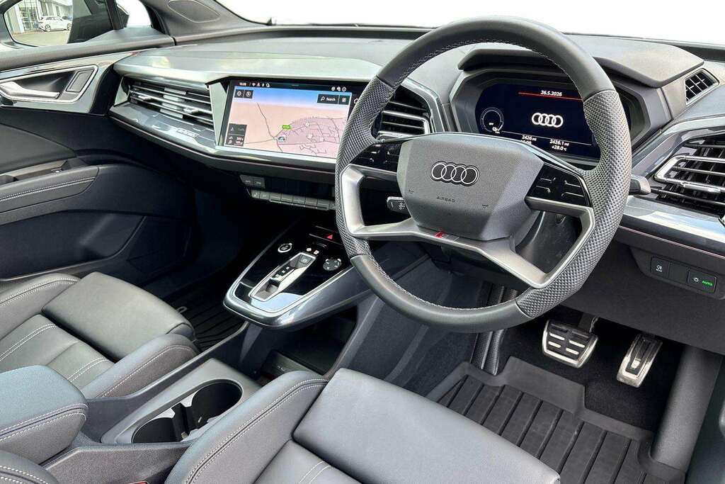 Audi Q4 E Tron 210Kw 45 82Kwh S Line Leather 2026 Black #6
