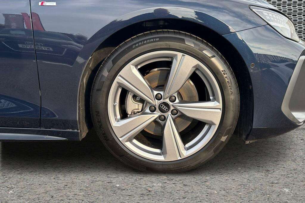 Audi A6 2.0 Tfsi 204 S Line S Tronic 2026 KR26JGV Blue #5