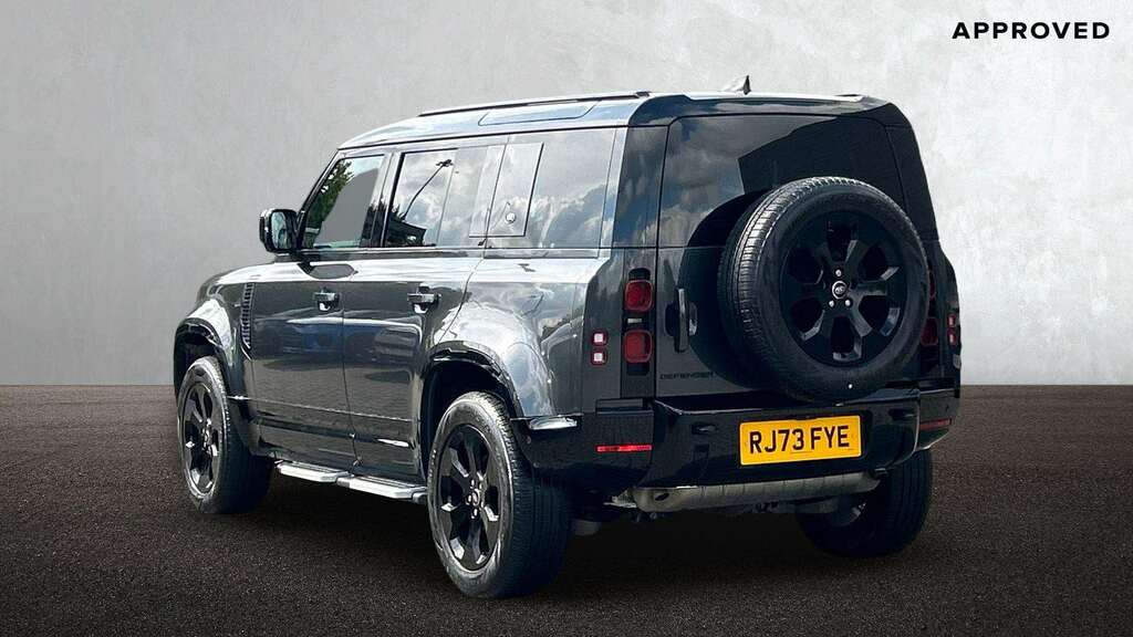 Land Rover Defender 110 2.0 P300 X-dynamic Se 110 2023 Grey #2