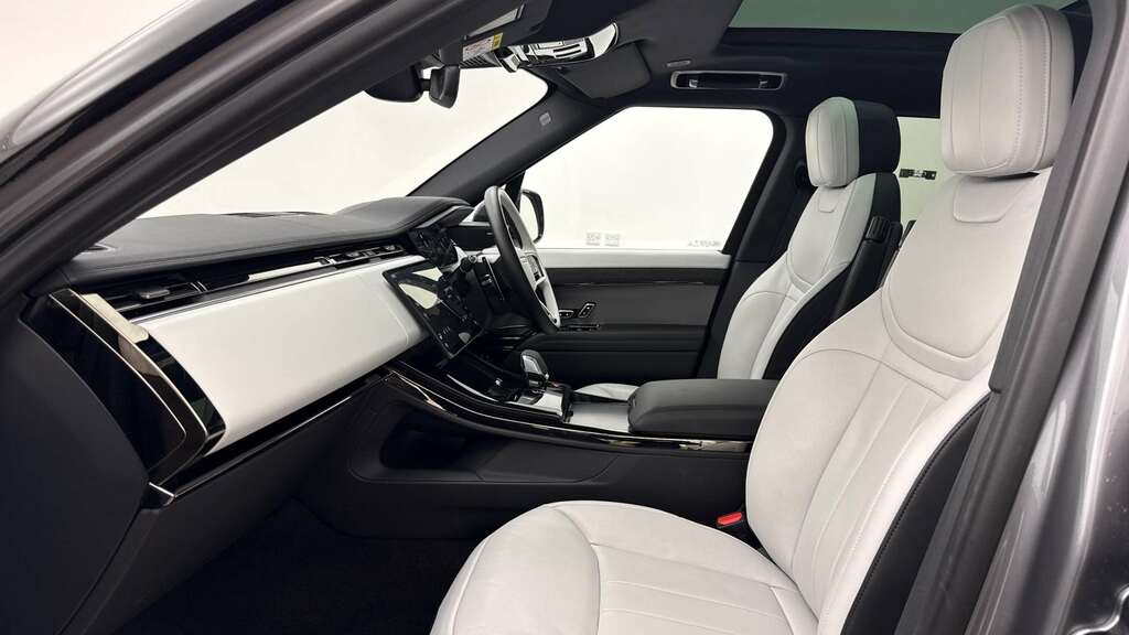 Land Rover Range Rover Sport 3.0 D300 Dynamic Se 2025 KO74MVC Grey #3