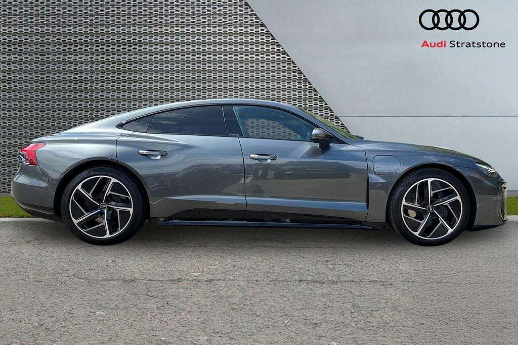 Audi E Tron GT 370Kw 105Kwh Quattro 2026 Grey #4