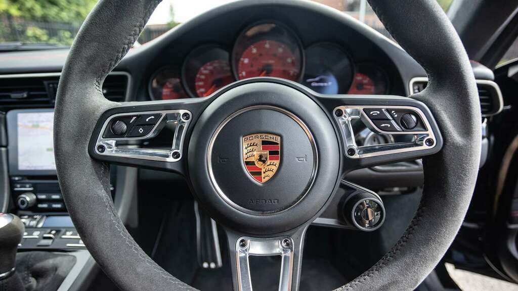Porsche 911 Gt2 Rs Pdk Silver #15