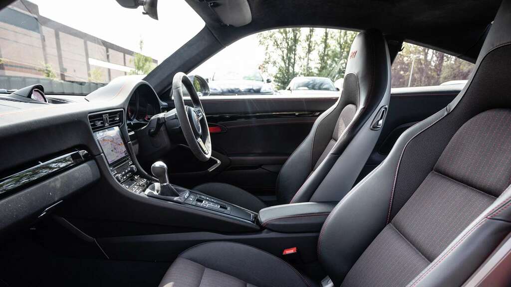 Porsche 911 Gt2 Rs Pdk Silver #10