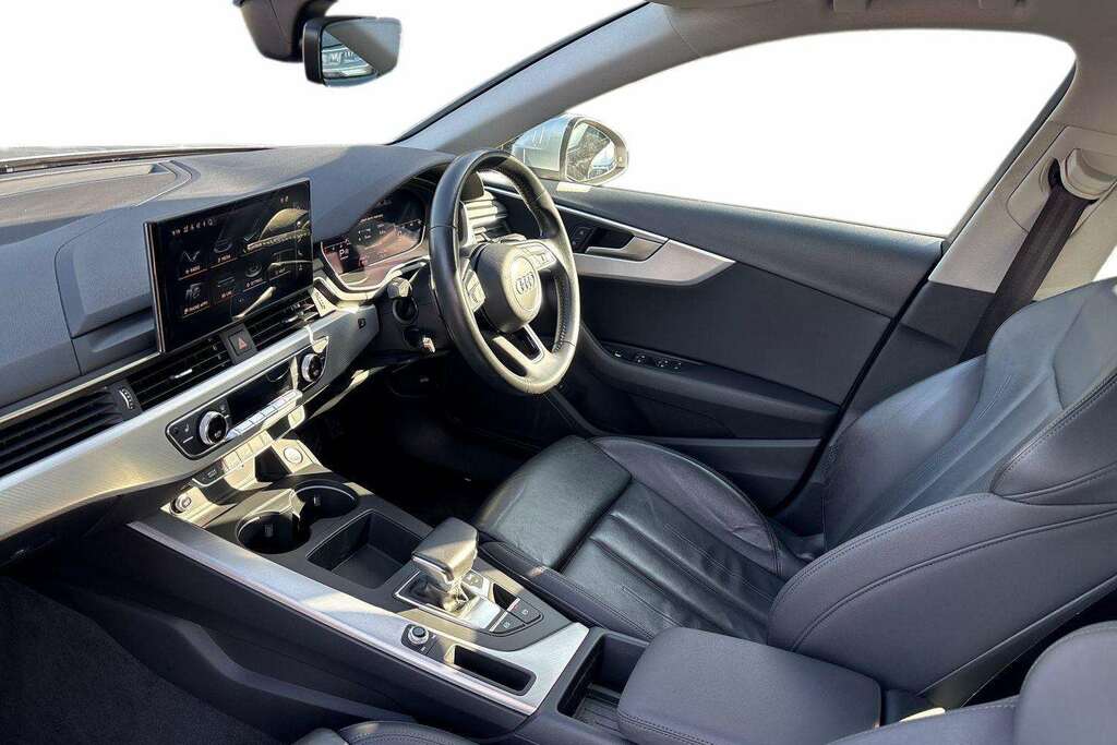 Audi A4 35 Tfsi Sport S Tronic 2019 #2