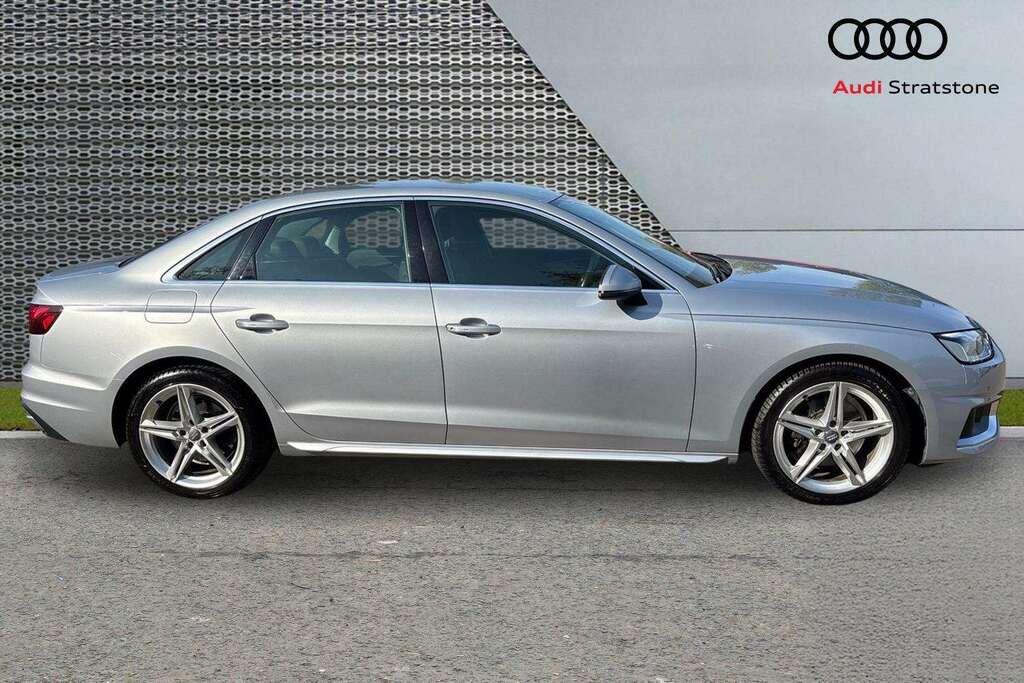 Audi A4 35 Tfsi Sport S Tronic 2019 #4