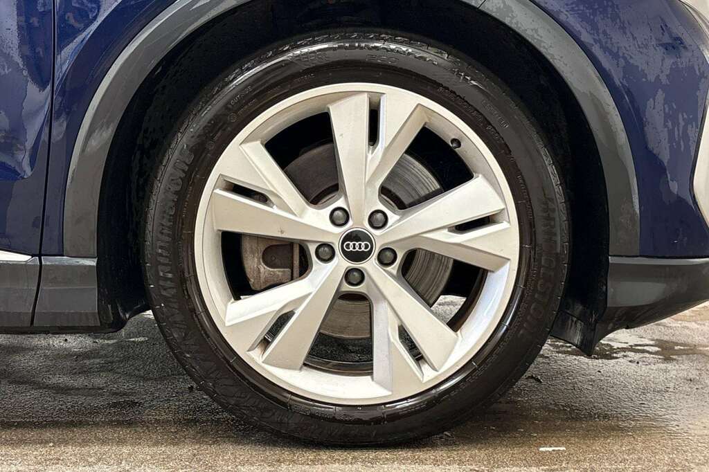 Audi Q4 E Tron 150Kw 40 82Kwh S Line 2022 Blue #5