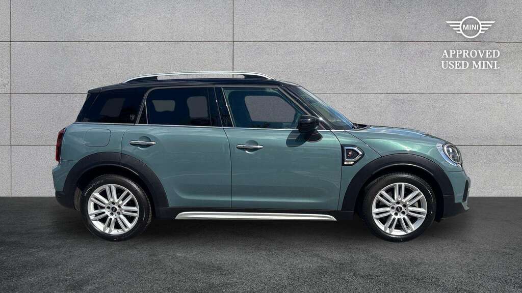Mini Countryman 1.5 Cooper Exclusive Premium 2023 Green #3