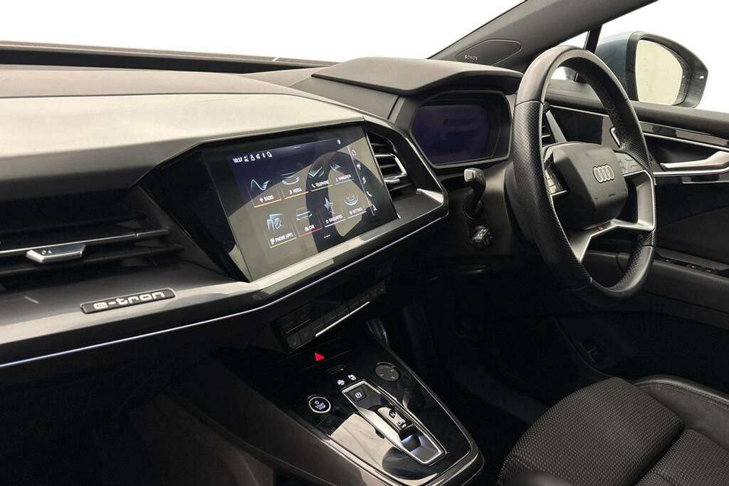 Audi Q4 E Tron 150Kw 40 82Kwh S Line 2022 Blue #2