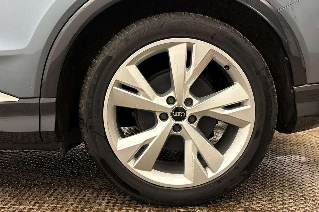 Audi Q4 E Tron 150Kw 40 82Kwh S Line 2022 Blue #5