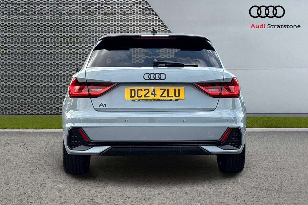 Audi A1 Sport 30 Tfsi 116 Ps 6-Speed Black #7