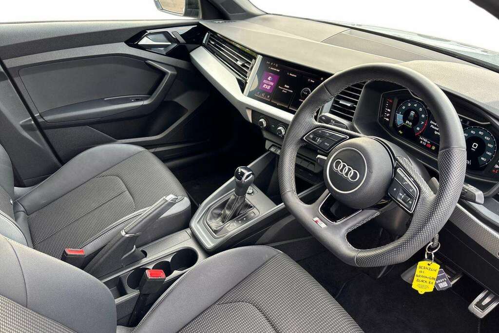 Audi A1 Sport 30 Tfsi 116 Ps 6-Speed Black #6