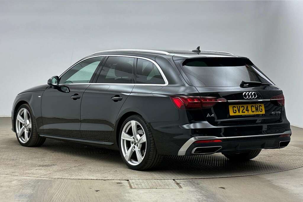 Audi A4 40 Tfsi 204 S Line S Tronic 2024 Black #3