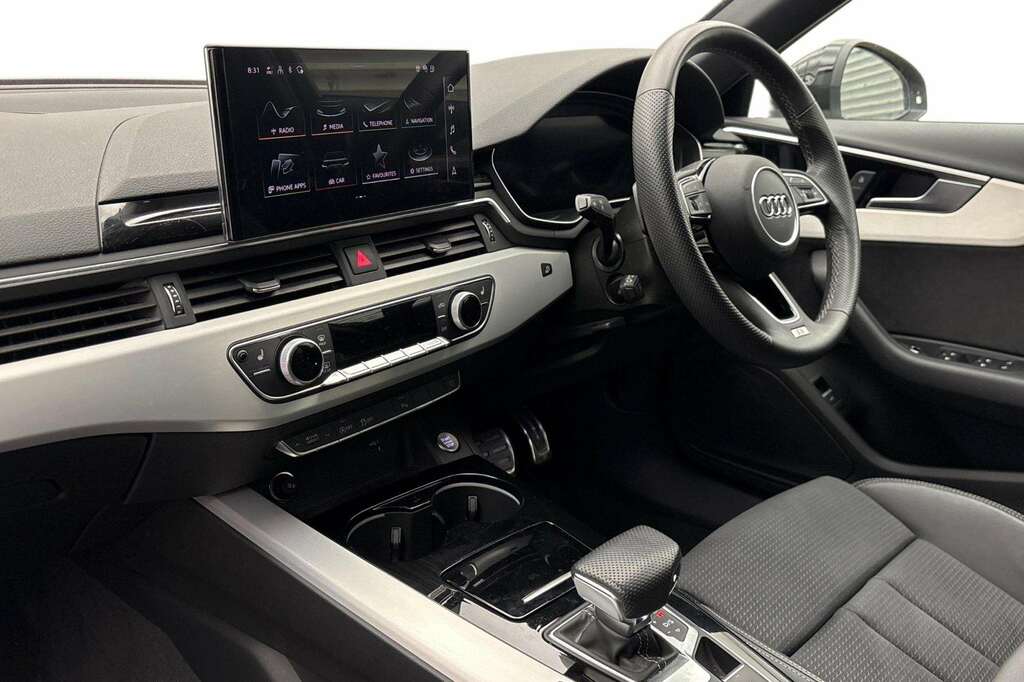 Audi A4 40 Tfsi 204 S Line S Tronic 2024 Black #2