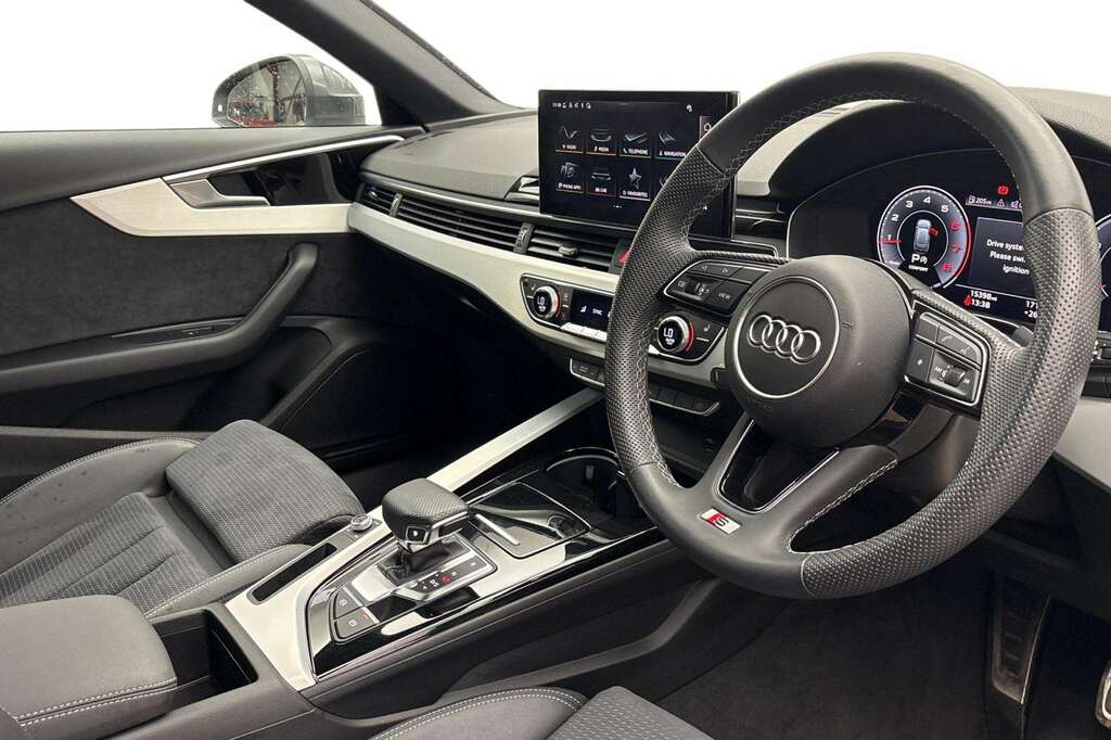 Audi A4 40 Tfsi 204 S Line S Tronic 2023 Grey #6