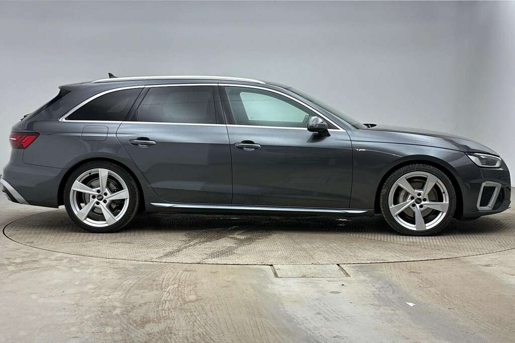 Audi A4 40 Tfsi 204 S Line S Tronic 2023 Grey #4