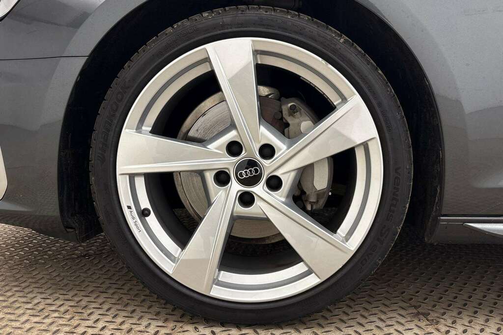 Audi A4 40 Tfsi 204 S Line S Tronic 2023 Grey #5