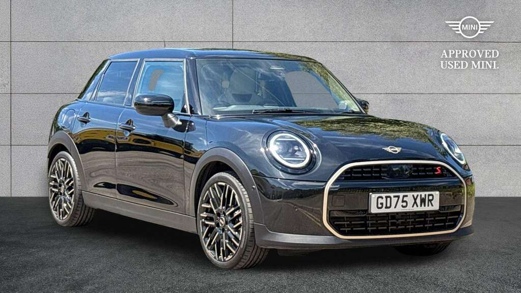 Mini Hatch Cooper E Silver #1