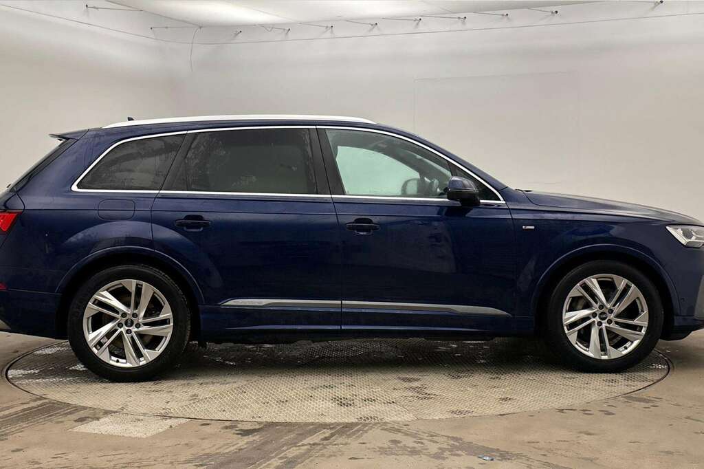 Audi Q7 3L Black Edition Grey #4