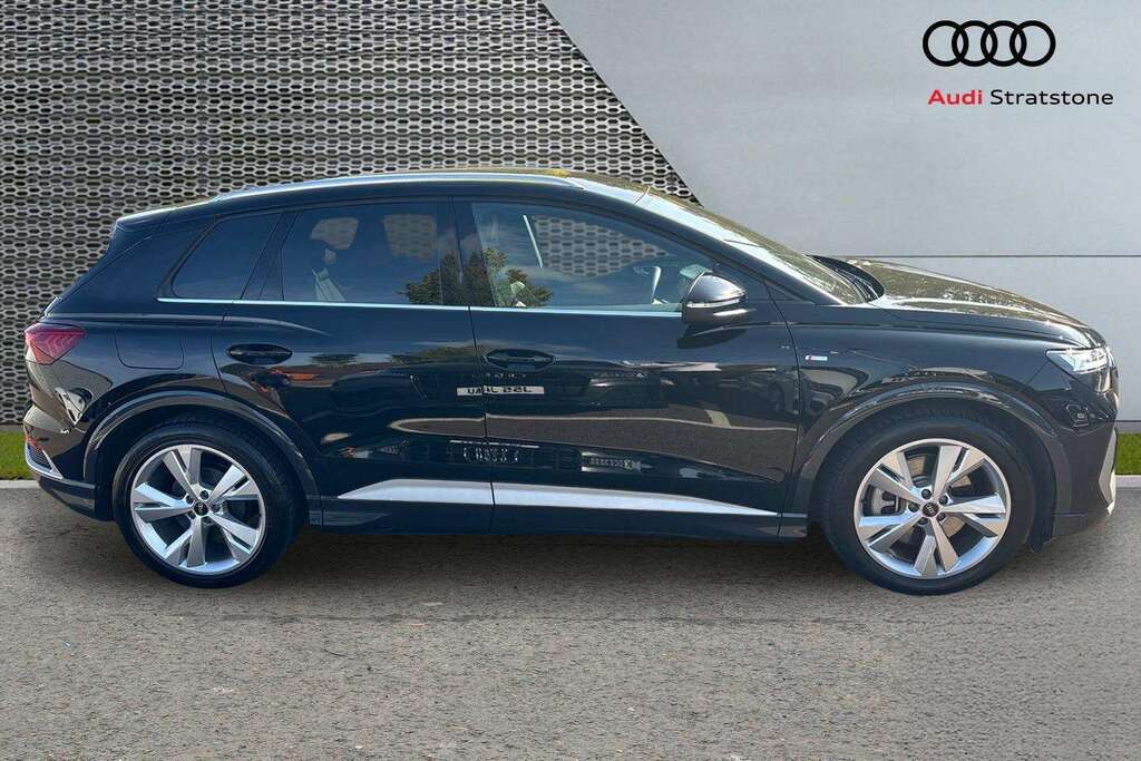 Audi Q4 E Tron 210Kw 45 82Kwh Black Edition Tech Pack Grey #4