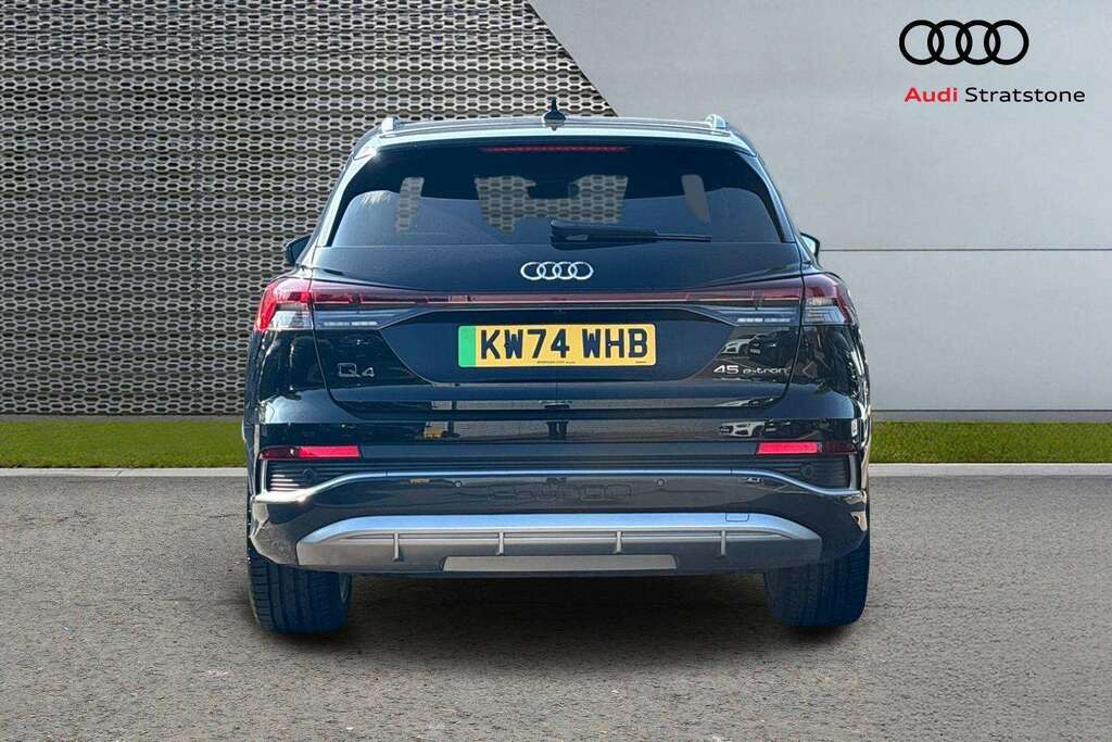 Audi Q4 E Tron 210Kw 45 82Kwh Black Edition Tech Pack Grey #7