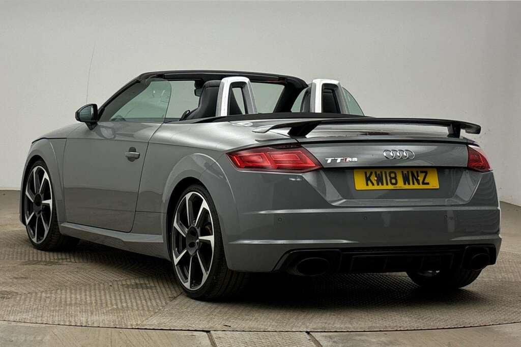 Audi TT RS 2.5T Fsi Rs Quattro S Tronic 2018 Grey #3