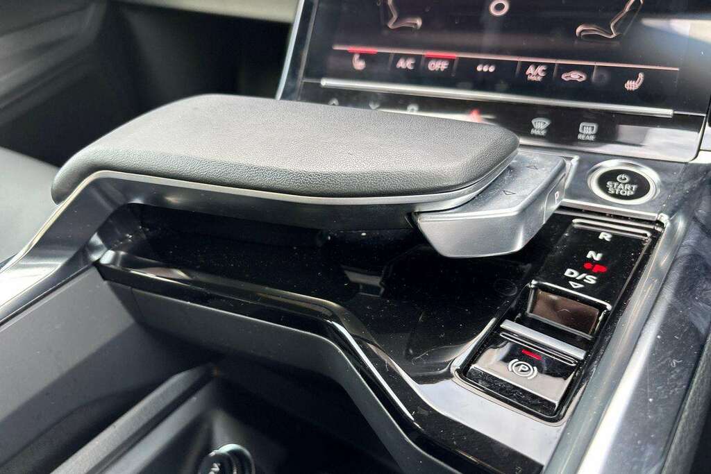 Audi Q8 e tron S Line Grey #15