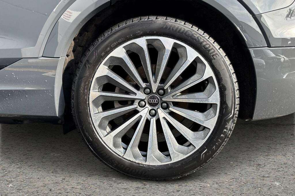Audi Q8 e tron S Line Grey #10