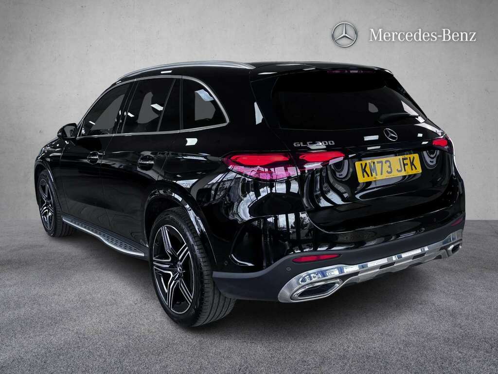 Mercedes-Benz GLC Class 300 4Matic Amg Line Premium 9G-tronic 2023 Black #5