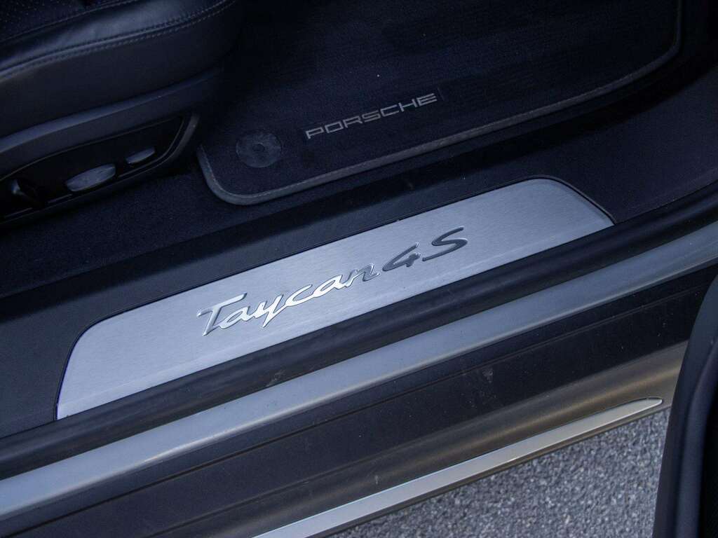 Porsche Taycan Automatic White #22