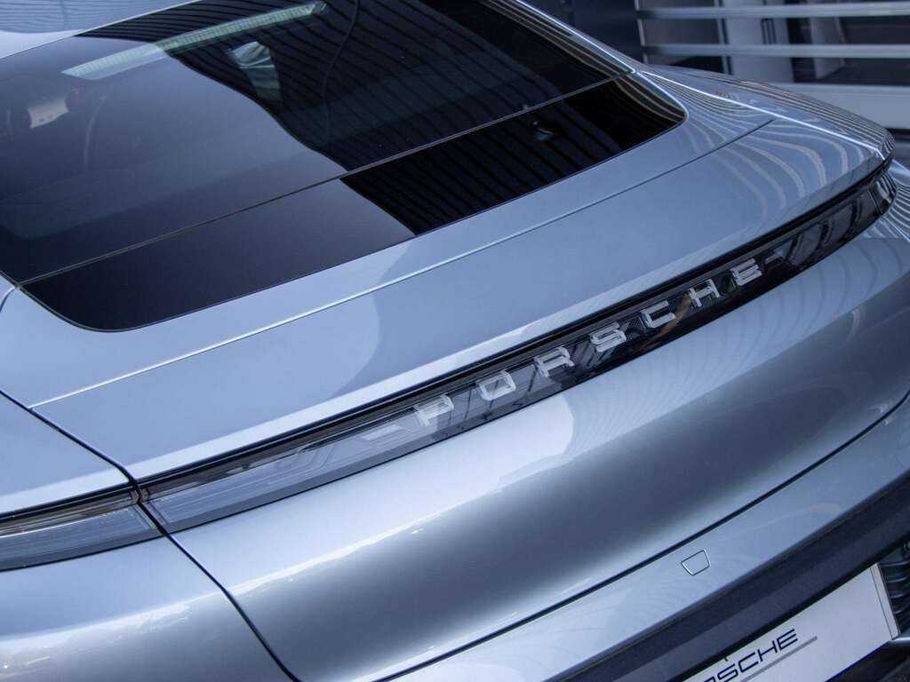 Porsche Taycan Automatic White #9