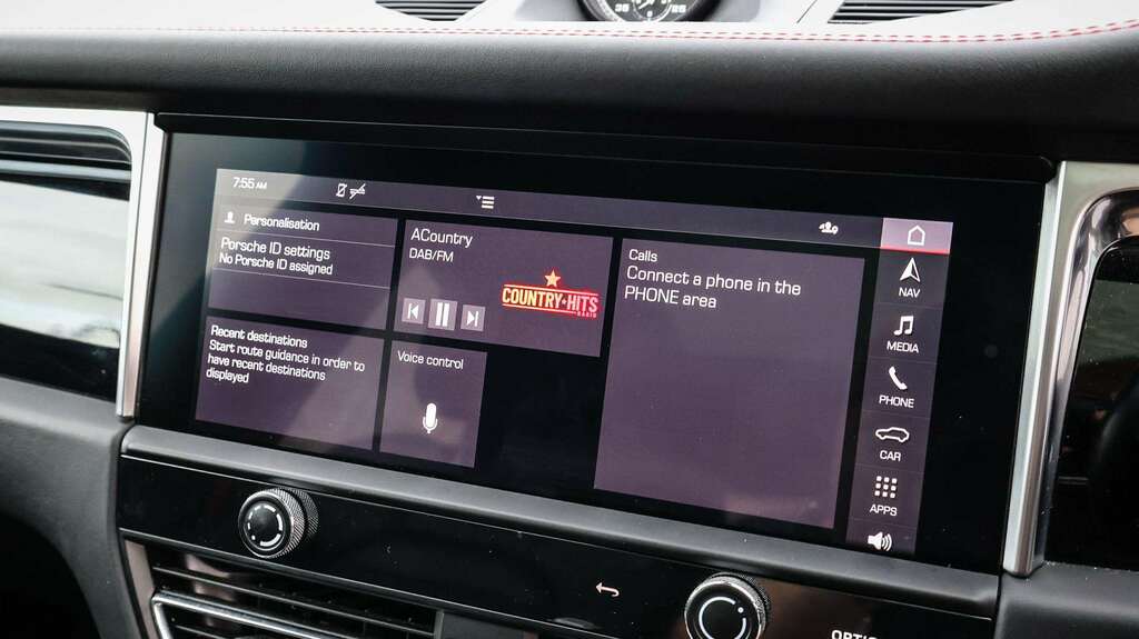 Porsche Macan T Pdk SW23VZV Silver #18