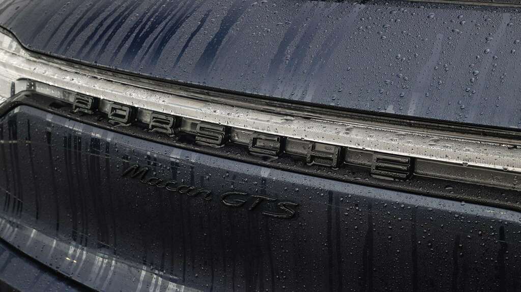 Porsche Macan T Pdk SW23VZV Silver #28